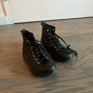Converse
Womens Run Star Hike Trainer